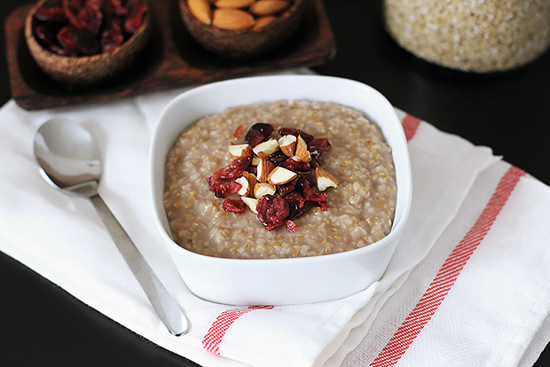 Almond Cherry Steel-cut Oatmeal Recipe